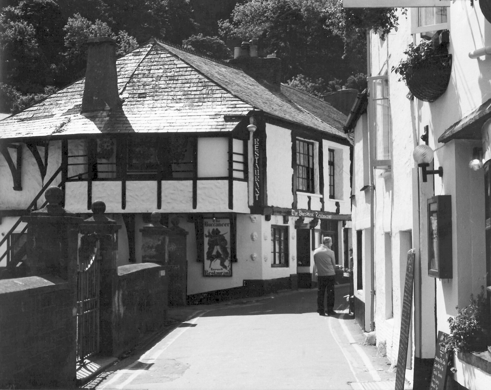 A half-timbered restaurant in Polperro from Uni: The Last Day of Term, Plymouth Polytechnic, Devon - 2nd June 1987