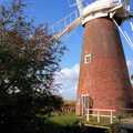 From Waterloo Station to Great Yarmouth, London and Norfolk - 20th September 1987, The Stracey Arms wind pump