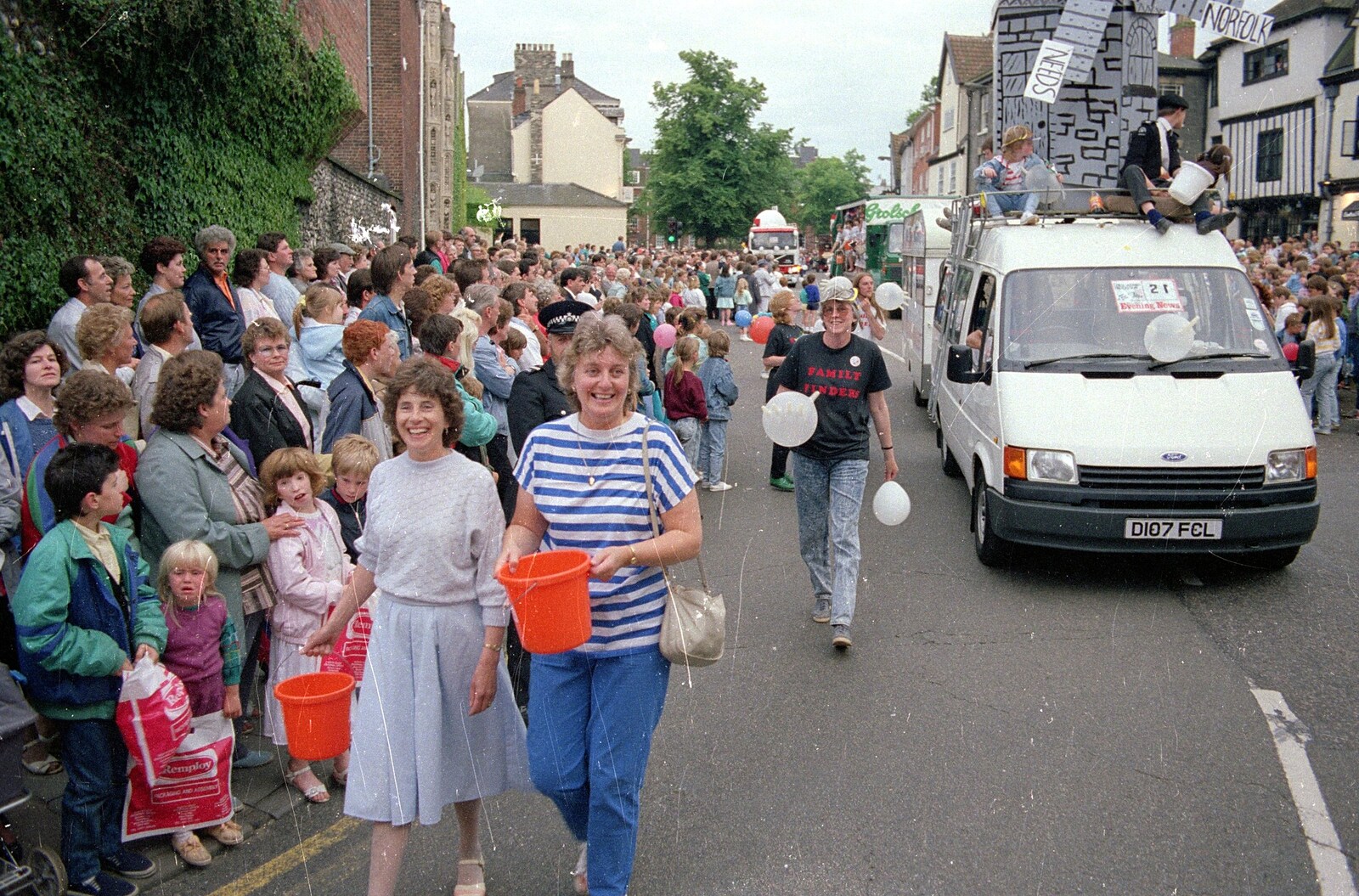 More collecting with buckets from Soman-Wherry and the Lord Mayor's Parade, Norwich - 3rd May 1988