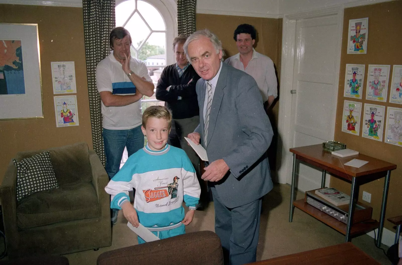 Billy Butler hands out more prizes, from Somans: A Winner's Tour of the Factory, Norwich - 10th June 1988