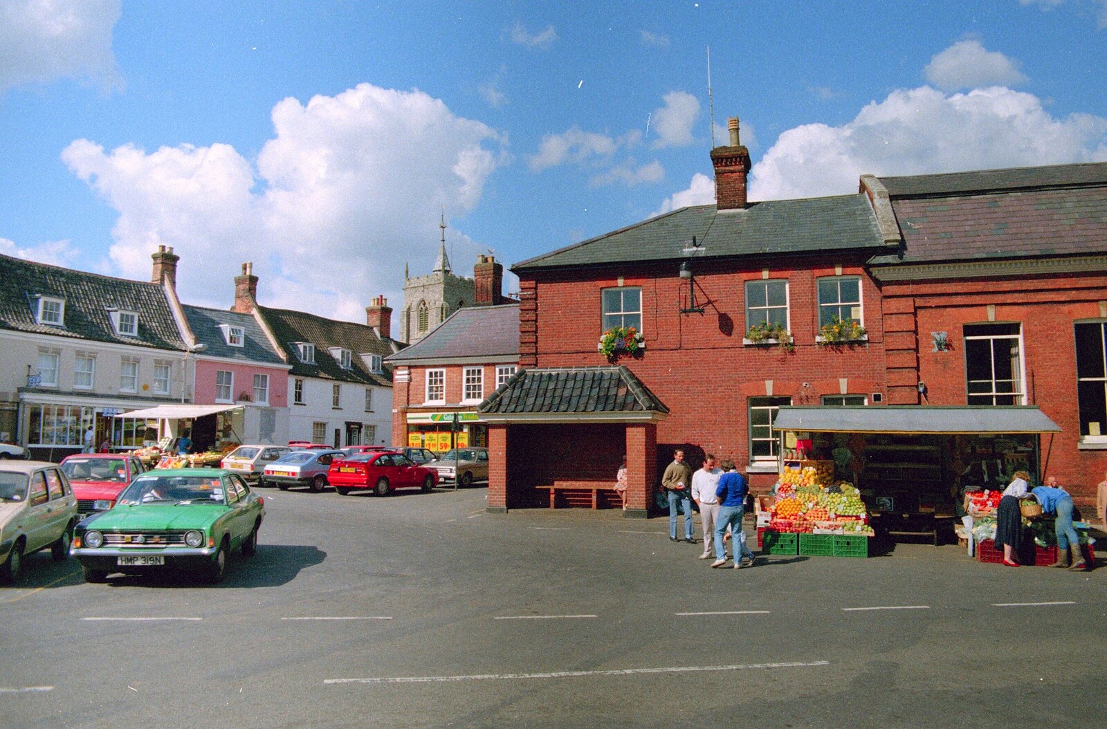 The market square in Aylsham from Soman-Wherry and a Drumkit, Norwich and Red House, Norfolk - 22nd July 1988