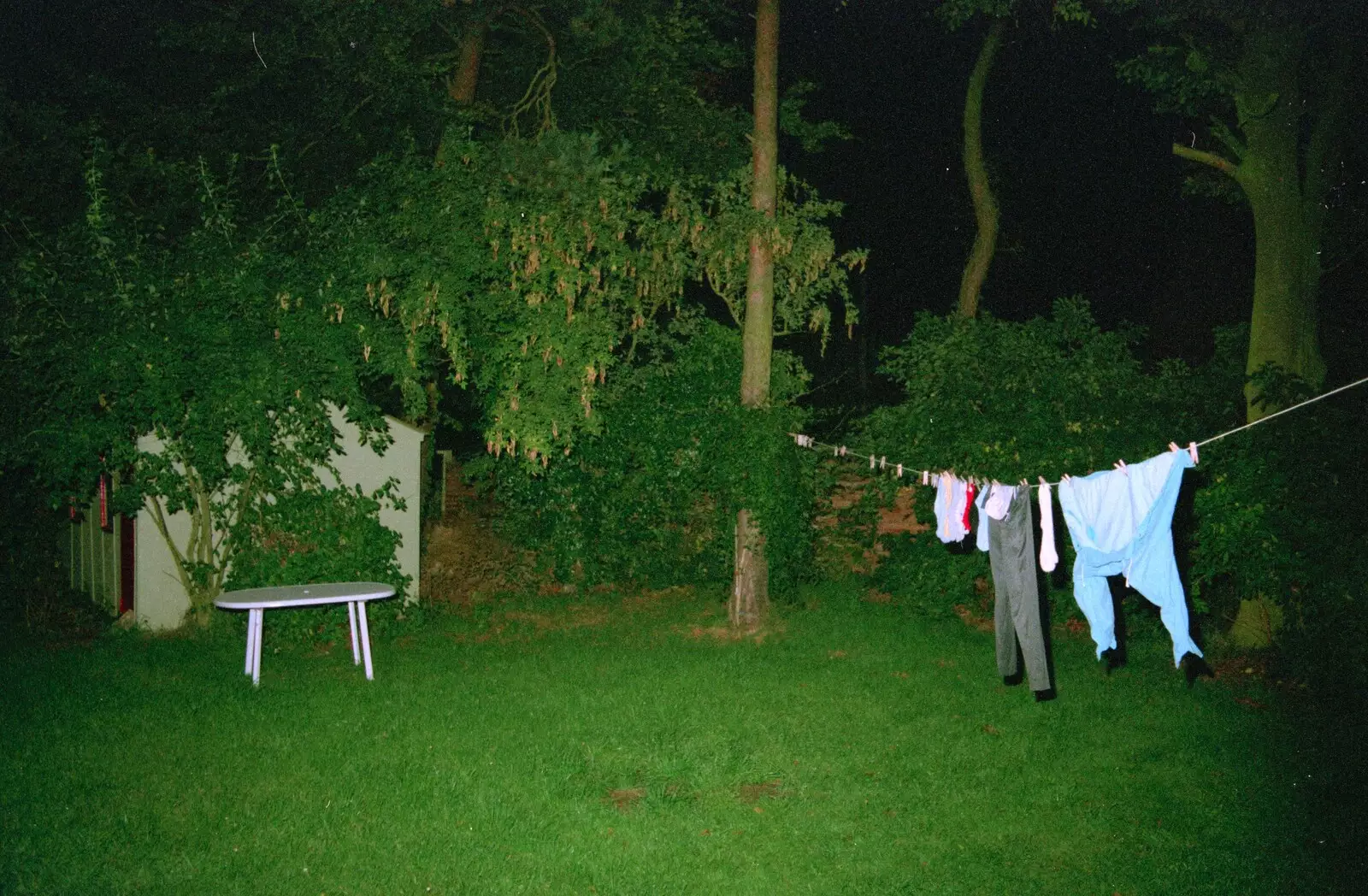 Nosher's laundry hangs up on the line, from Soman-Wherry and a Drumkit, Norwich and Red House, Norfolk - 22nd July 1988