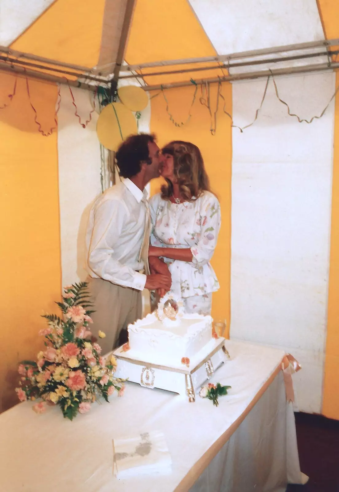 A wedding kiss, from Mother and Mike's Wedding Reception, Bransgore, Dorset - 20th August 1988