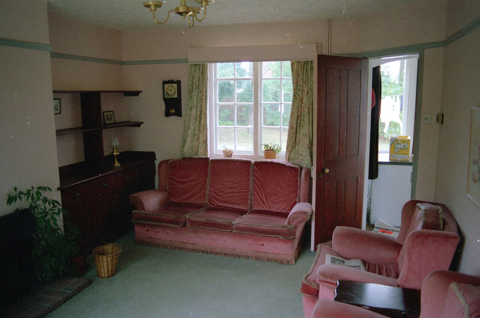 The lounge and sofa from Leaving Sewell's Cottages: from Red House to New Milton and Farnborough - 22nd September 1988
