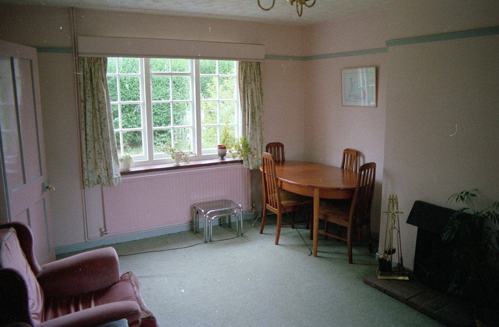 The lounge with rarely-used dining table from Leaving Sewell's Cottages: from Red House to New Milton and Farnborough - 22nd September 1988