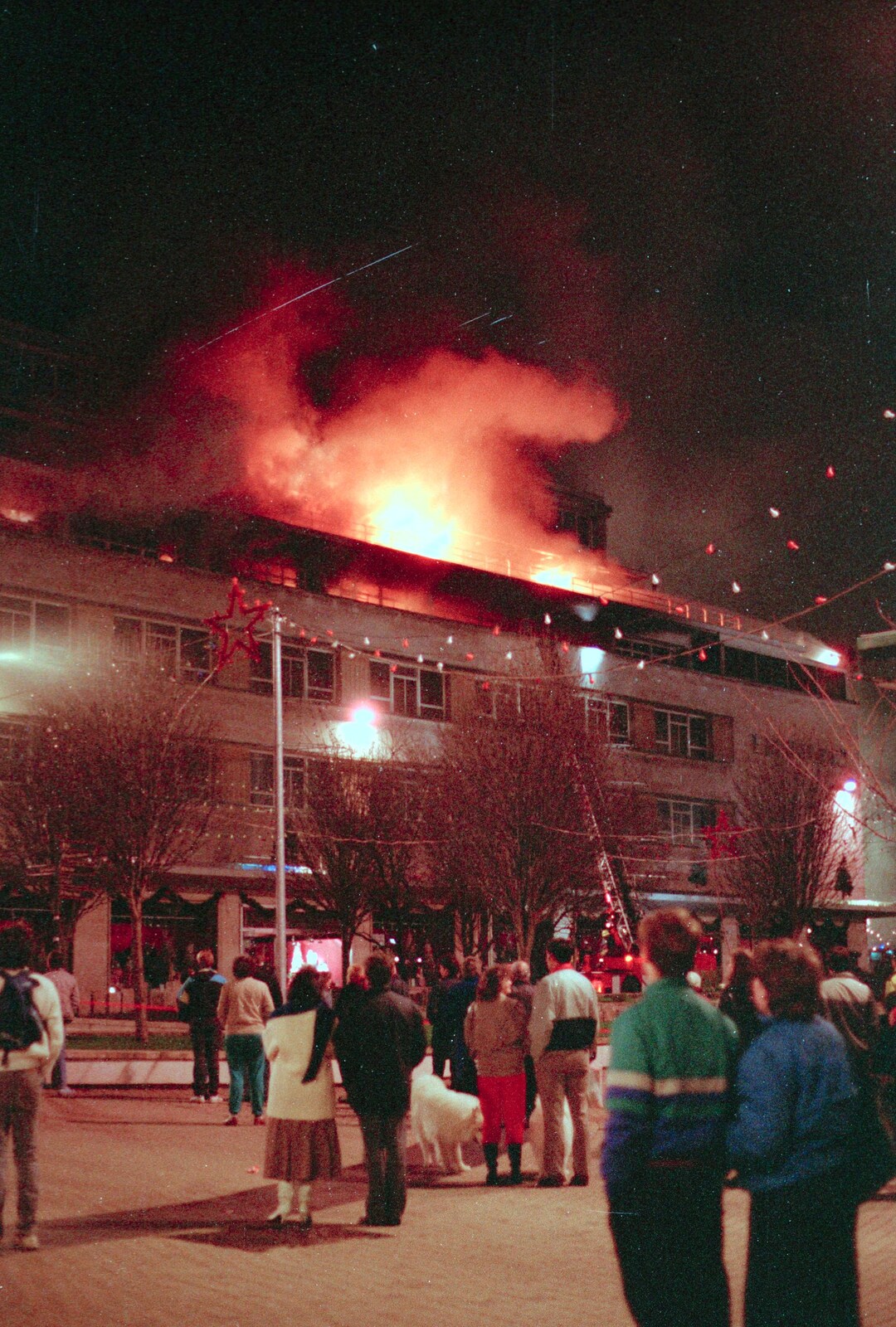 A fireball from Uni: The Fire-Bombing of Dingles, Plymouth, Devon - 19th December 1988