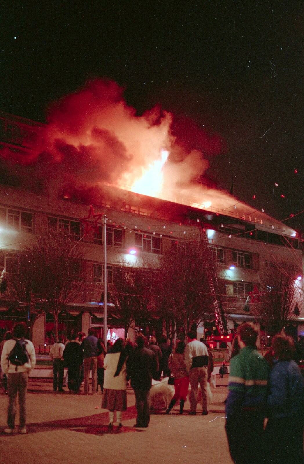 The top-floor fire gets worse from Uni: The Fire-Bombing of Dingles, Plymouth, Devon - 19th December 1988