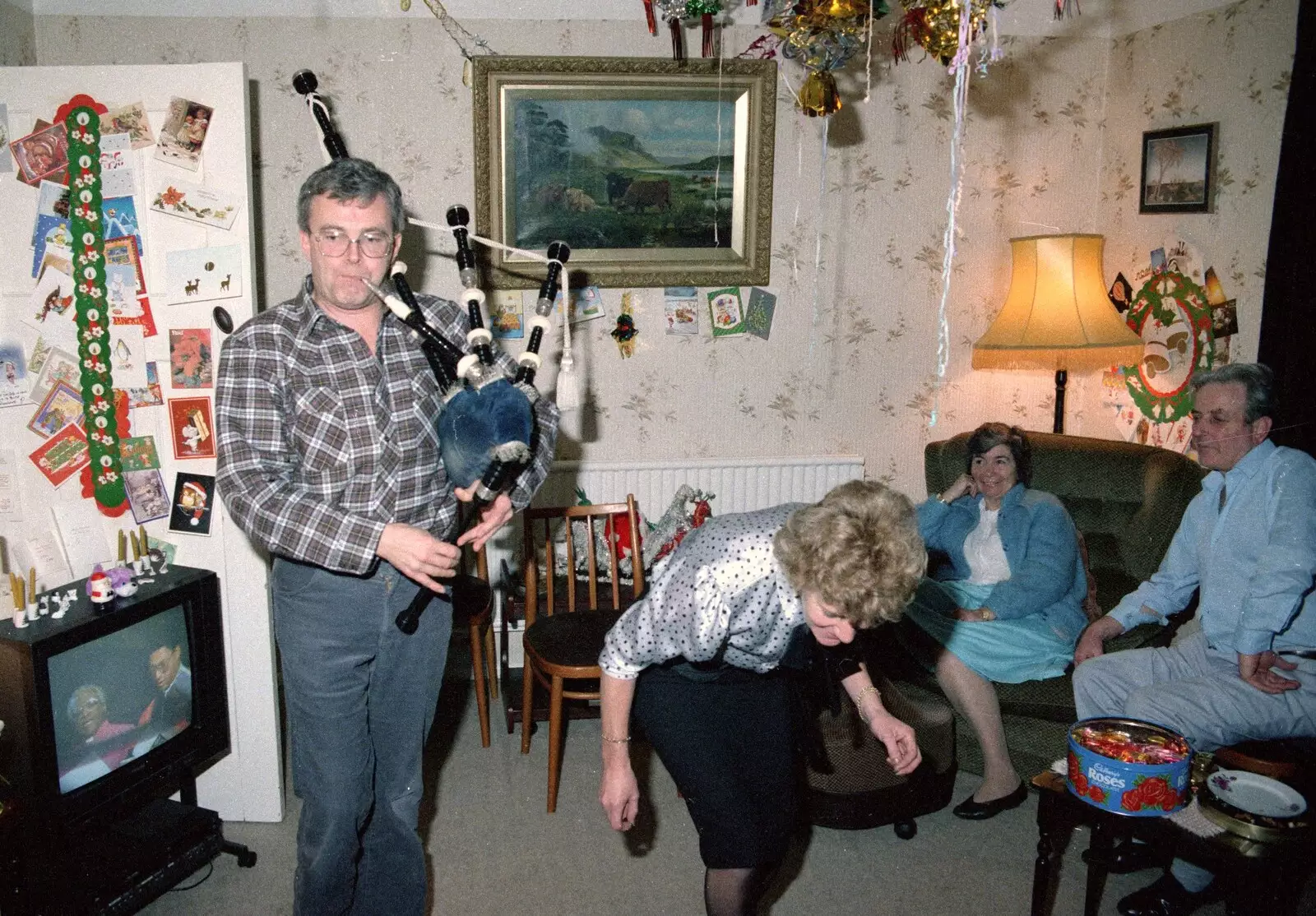 Hamish's dad fires up the bagpipes, from New Year's Eve at Hamish's, New Milton, Hampshire - 31st December 1988