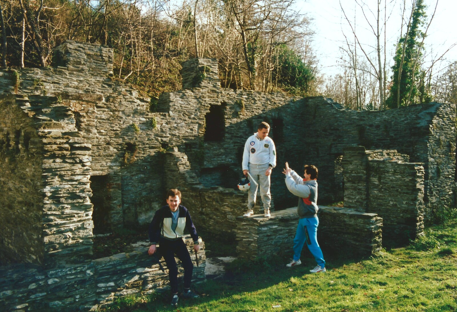 The lads mess around in derelict houses from Uni: A Ride on the Plym Valley Cycle Path, Plymstock, Devon - 26th February 1989