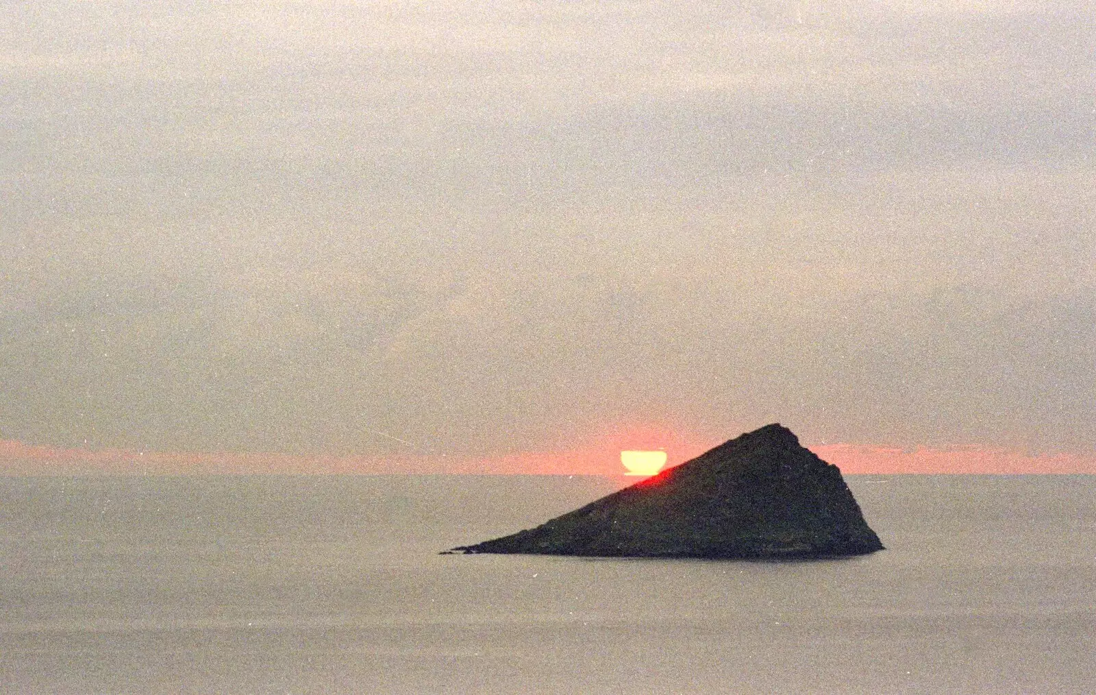 The Great Mewstone in Wembury Bay, from Uni: Wembury and Slapton, Devon - 18th March 1989