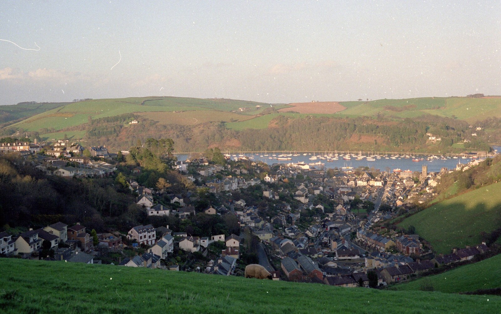Uni: Dartmoor Night and Day, Dartmouth and a bit of Jiu Jitsu, Devon - 29th April 1989: The town of Dartmouth, nestled in a river valley