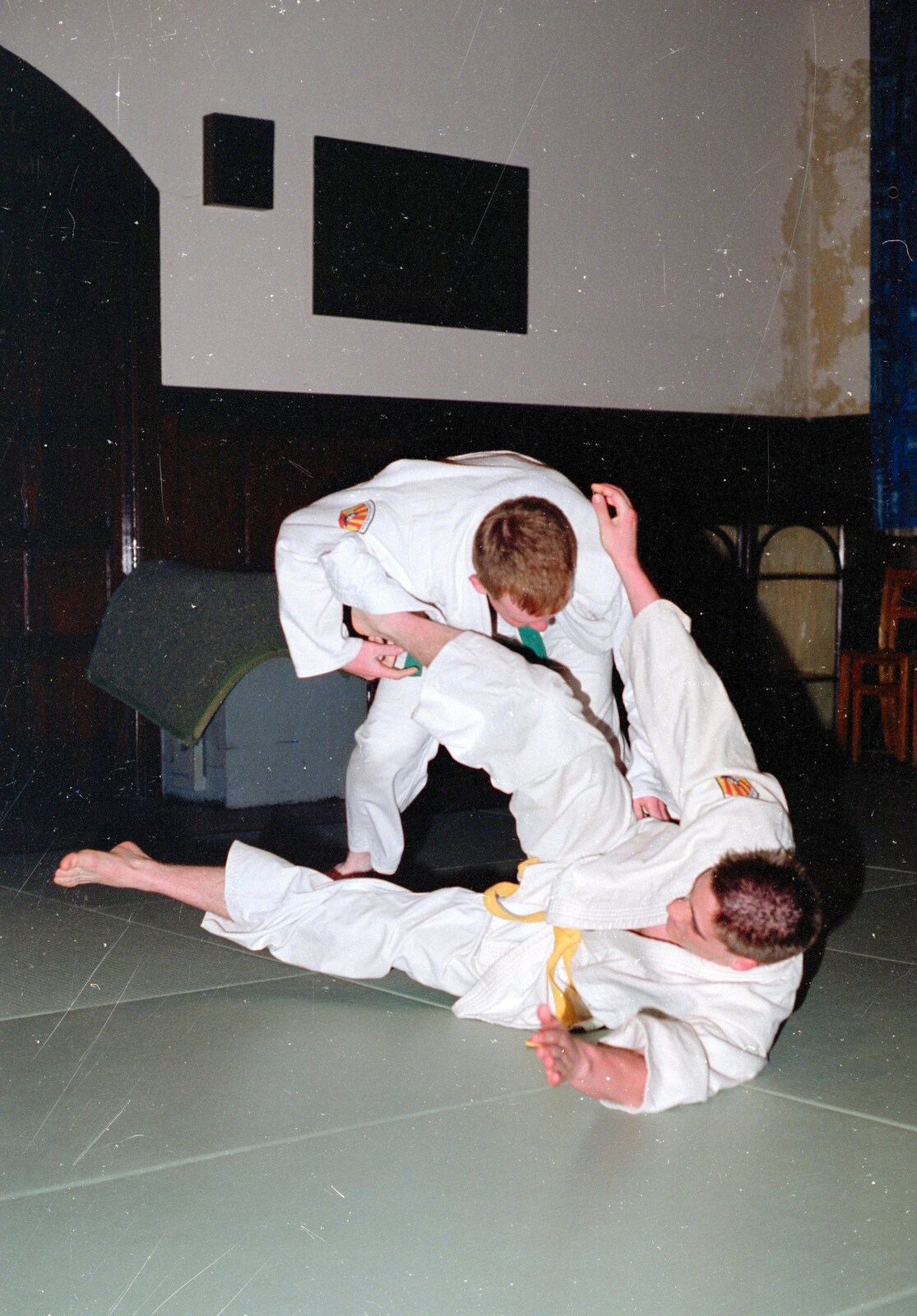Uni: Dartmoor Night and Day, Dartmouth and a bit of Jiu Jitsu, Devon - 29th April 1989: Crashing to the floor