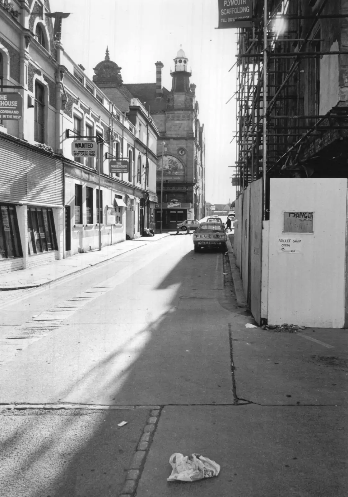 Looking at the Acadamy on Union Street, from A Walk to Sheepstor, and Buckfast Abbey - Meavy and Buckfastleight - 1st May 1989