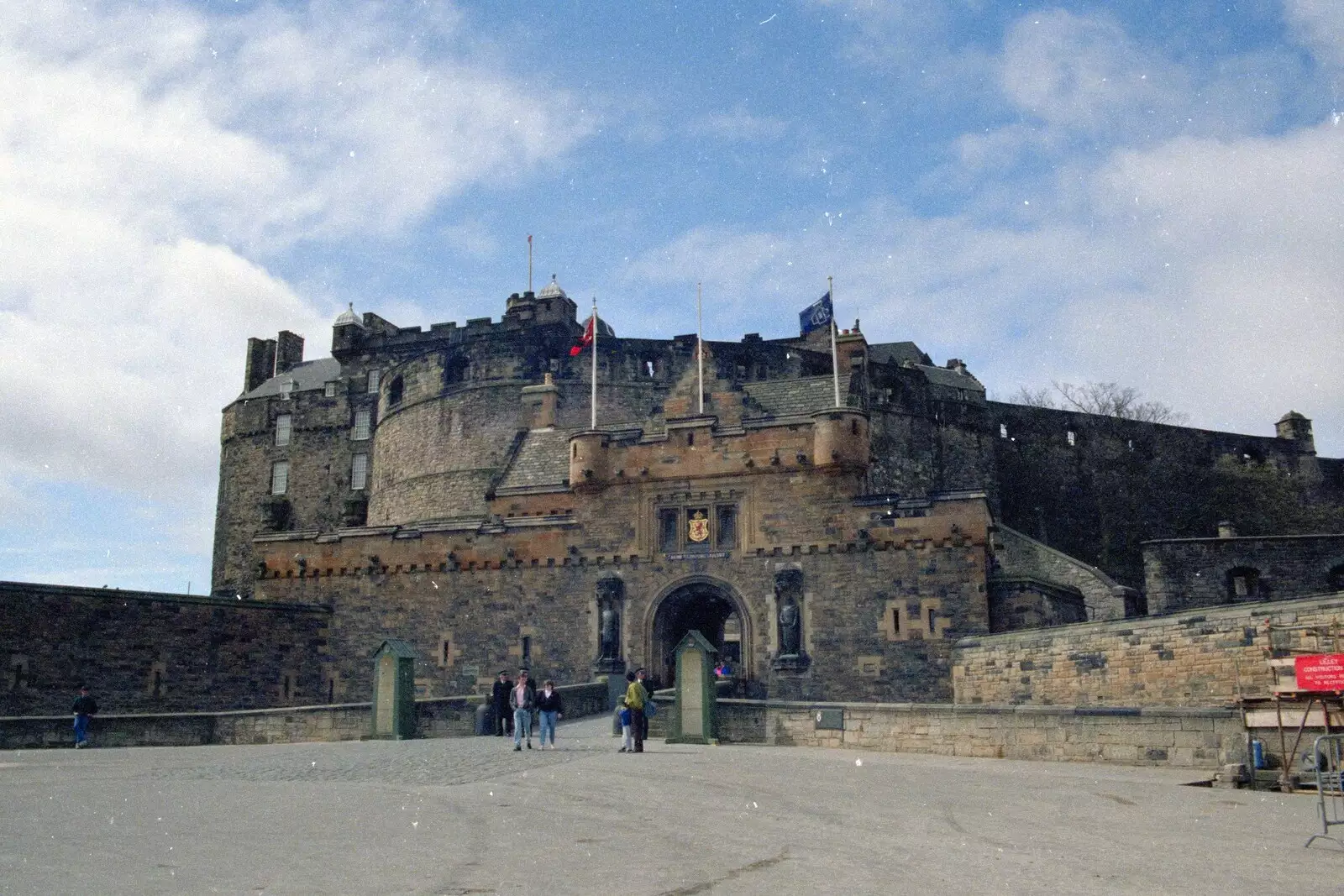 Edinburgh Castle, from Uni: A Trip To Glasgow and Edinburgh, Scotland - 15th May 1989