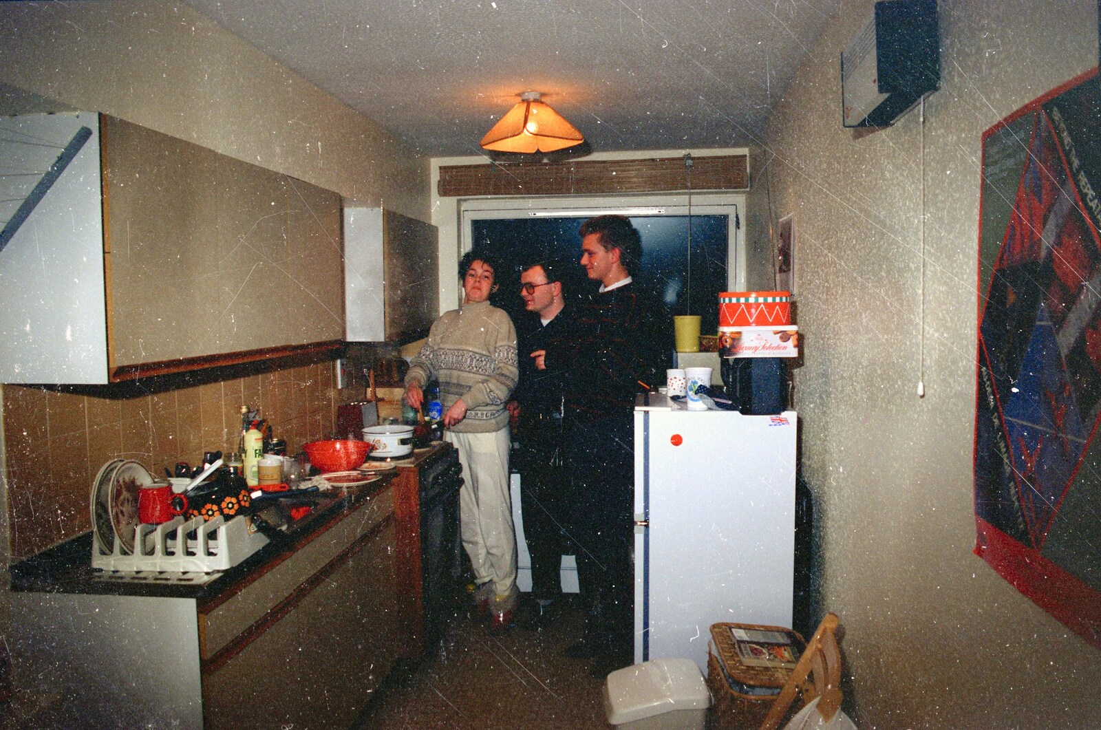 Kitchen action from Uni: A Trip To Glasgow and Edinburgh, Scotland - 15th May 1989