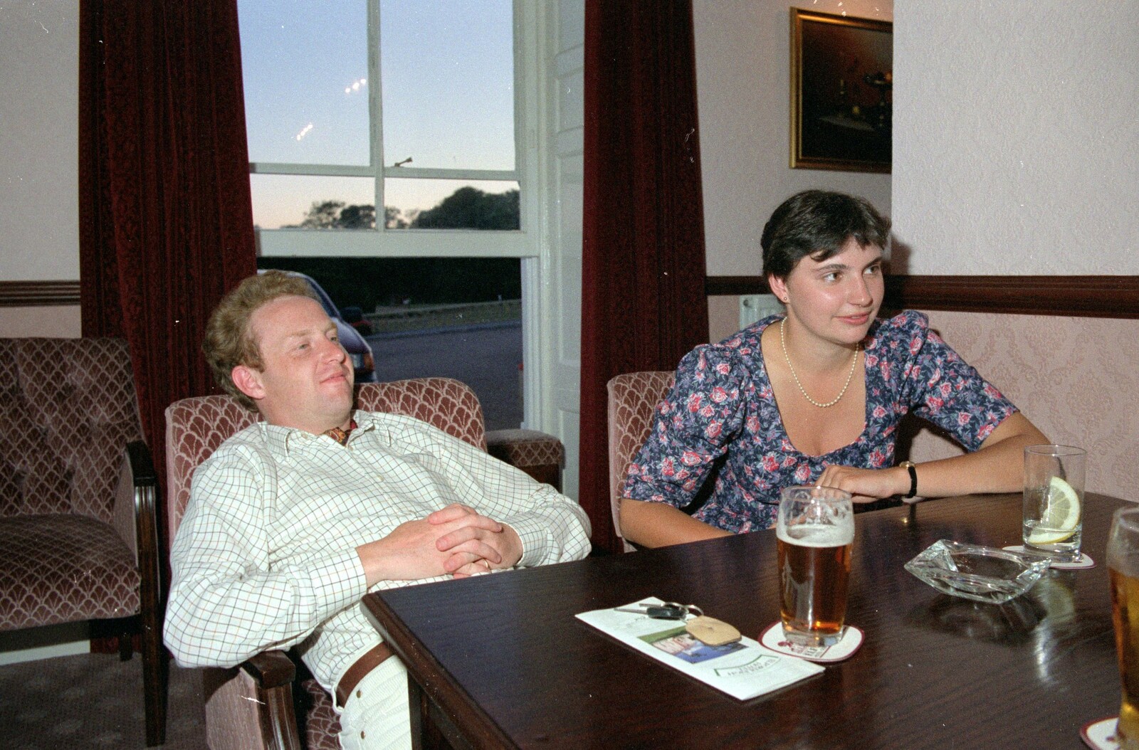 Uni: Country Clubs, On The Beach and Organs, Plymouth - 28th May 1989: Andrew and Rebecca