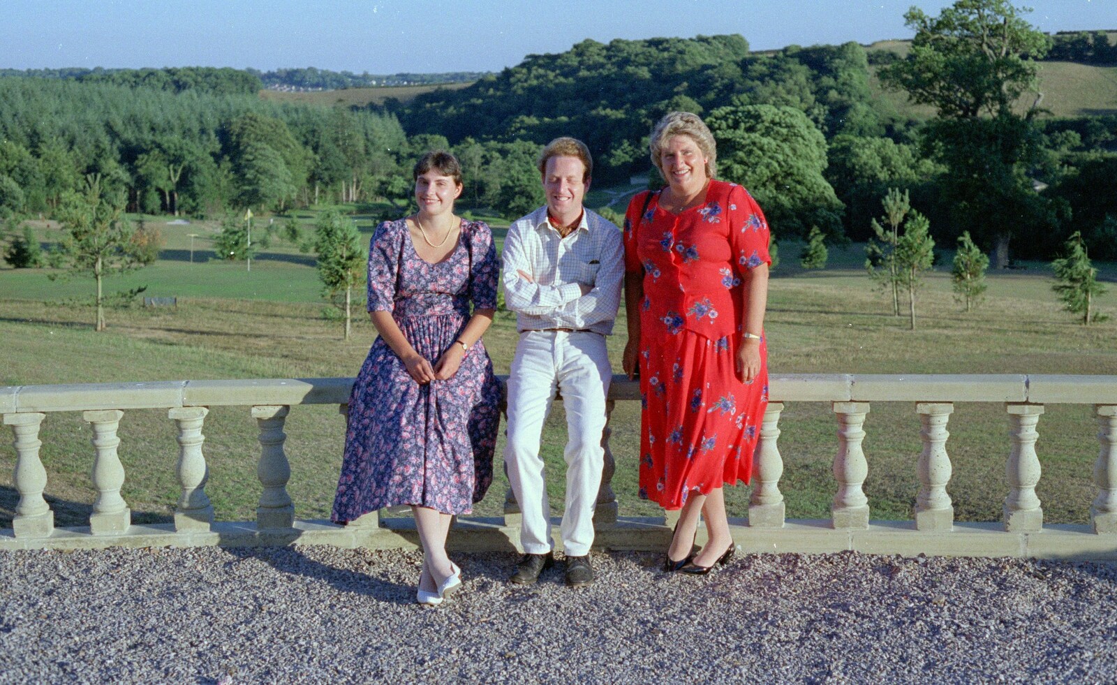 Uni: Country Clubs, On The Beach and Organs, Plymouth - 28th May 1989: Rebecca, Andrew and Beccy's mum at a country club