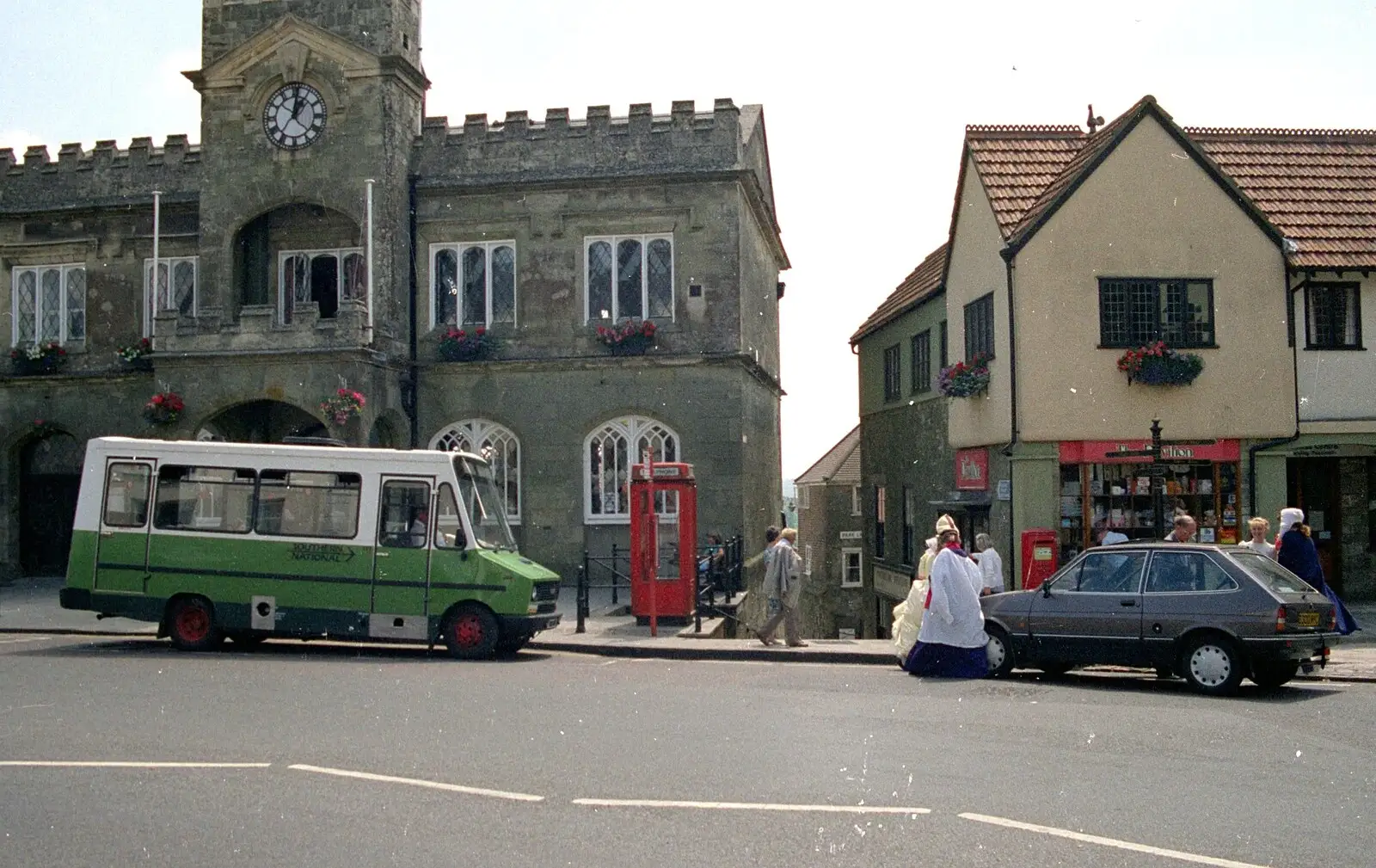 Some ecclesiastical action in Shaftesbury, from Uni: A Trip to Yeovil, Shaftesbury, and the Tamar Bridge - 28th May 1989