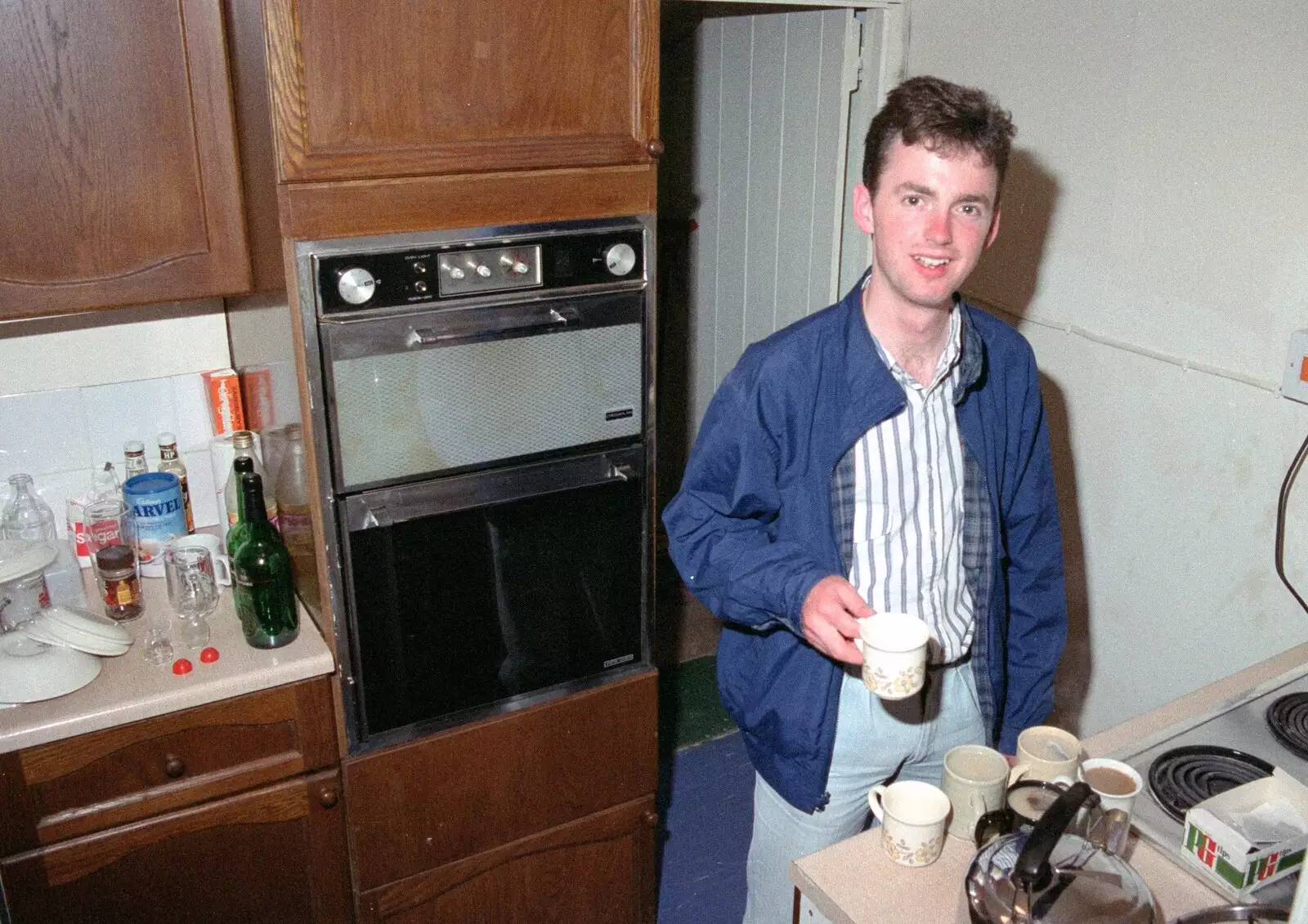 John makes the tea, from Uni: A Trip to Mount Edgcumbe, Cornwall - 17th June 1989