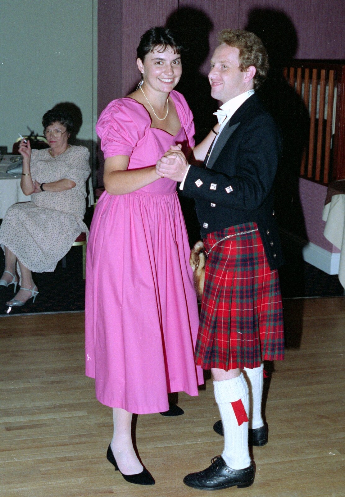 Andrew and Rebecca have a dance from Uni: The BABS End-of-Course Ball, New Continental Hotel, Plymouth - 21st June 1989