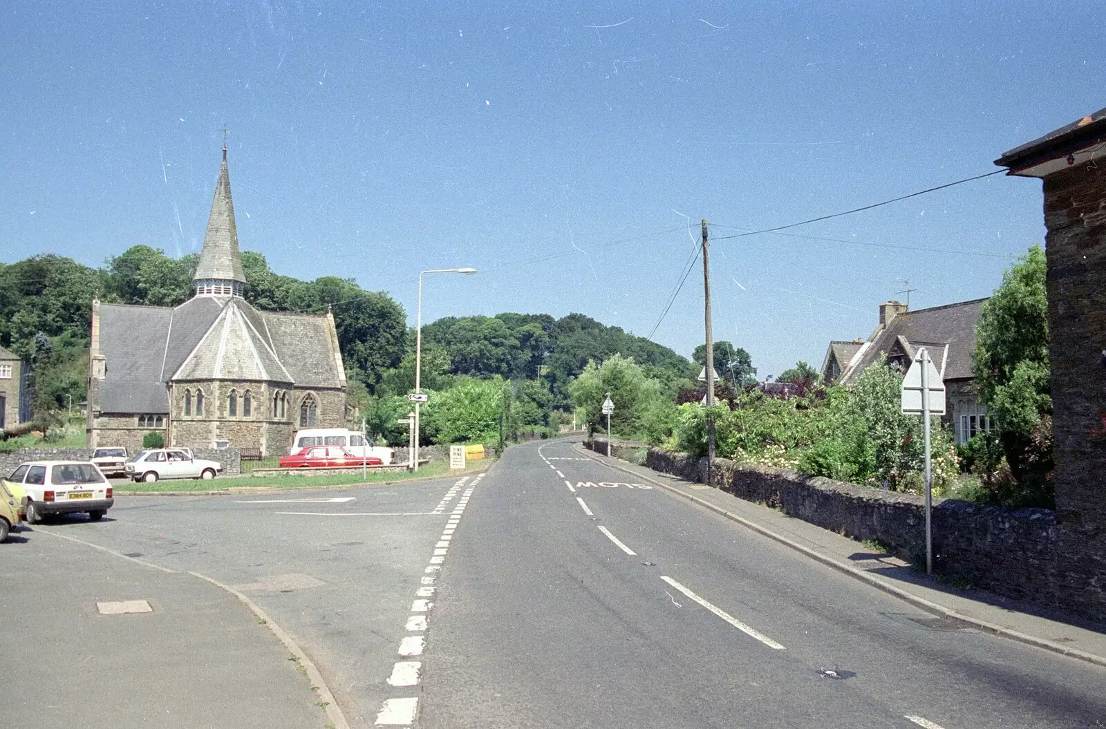 The road to Totnes in Harbertonford, from Uni: A Trip to the Riviera and Oberon Gets New Shoes, Torquay and Harbertonford, Devon - 3rd July 1989