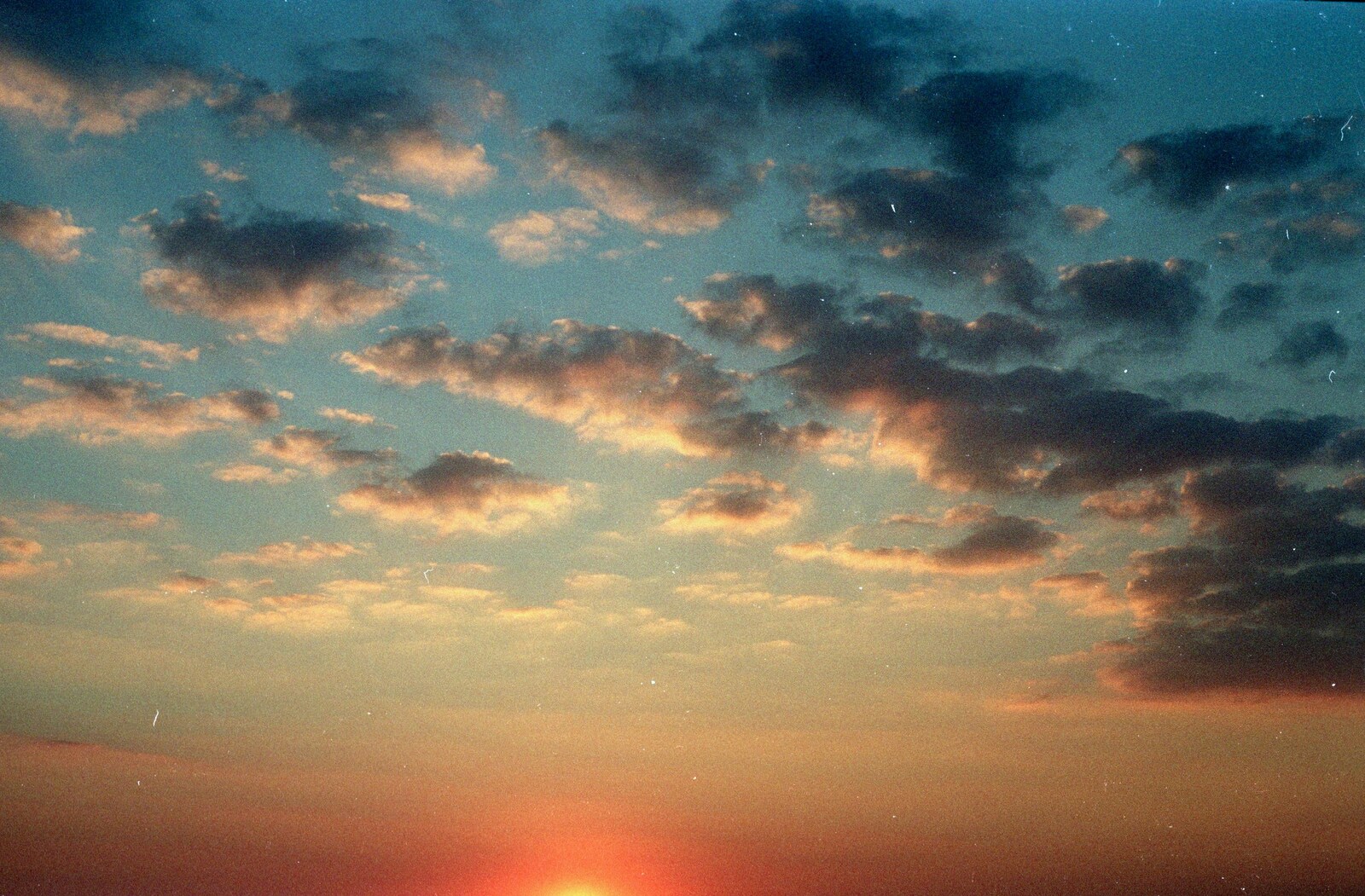 Another dramatic sunset from Uni: A Trip to the Riviera and Oberon Gets New Shoes, Torquay and Harbertonford, Devon - 3rd July 1989