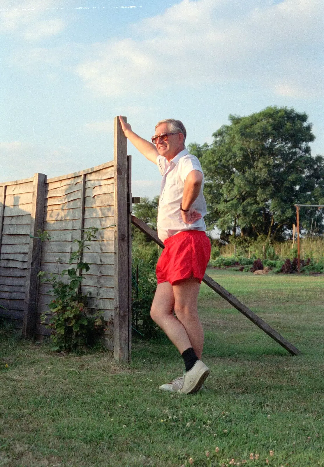 Angela's dad, Bill, from Uni: A Trip to the Riviera and Oberon Gets New Shoes, Torquay and Harbertonford, Devon - 3rd July 1989