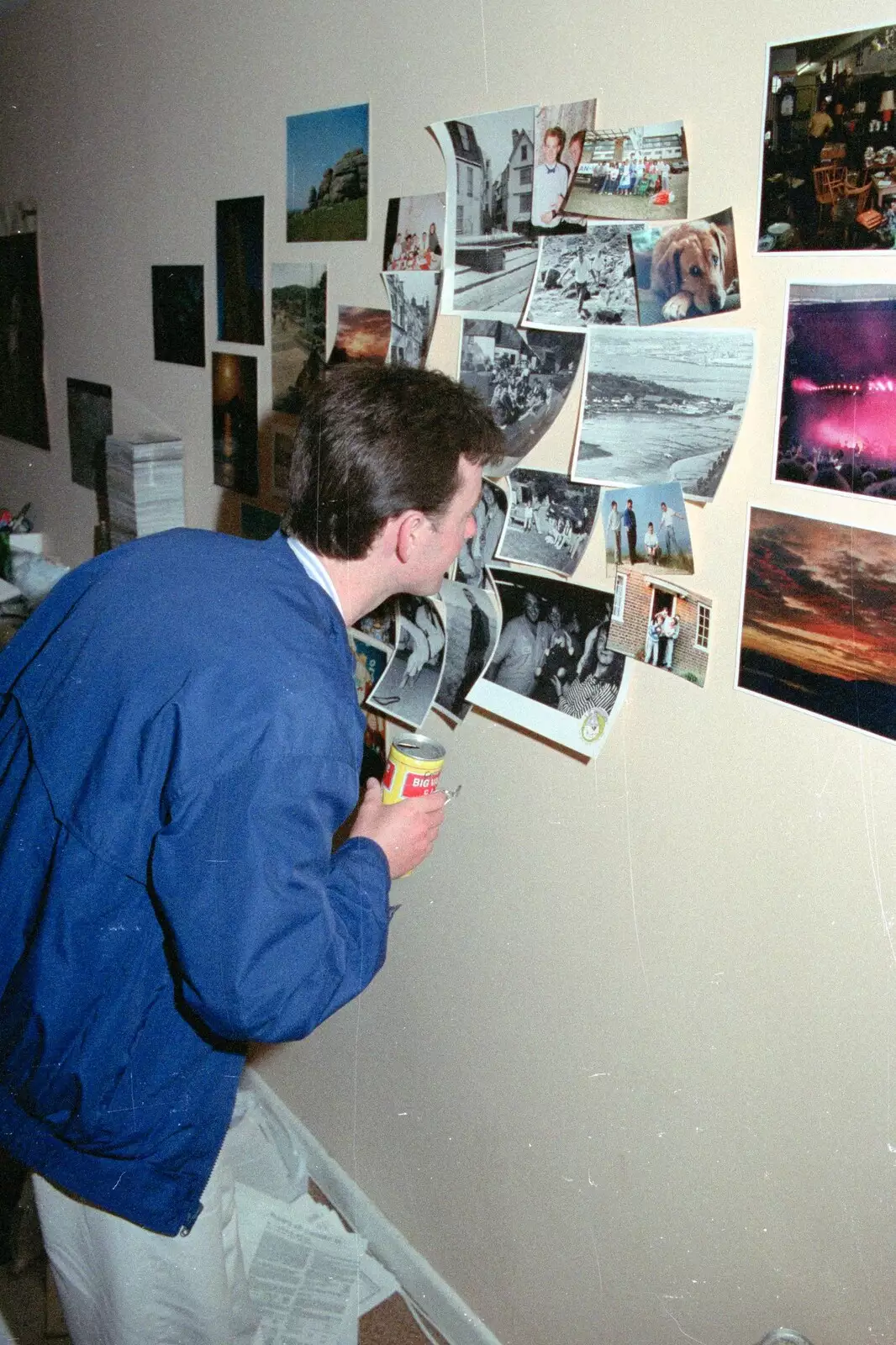 John Stuart gets in close to a photo, from Uni: Horse Riding on Dartmoor, and Nosher's Bedroom, Shaugh Prior and Plymouth - 8th July 1989