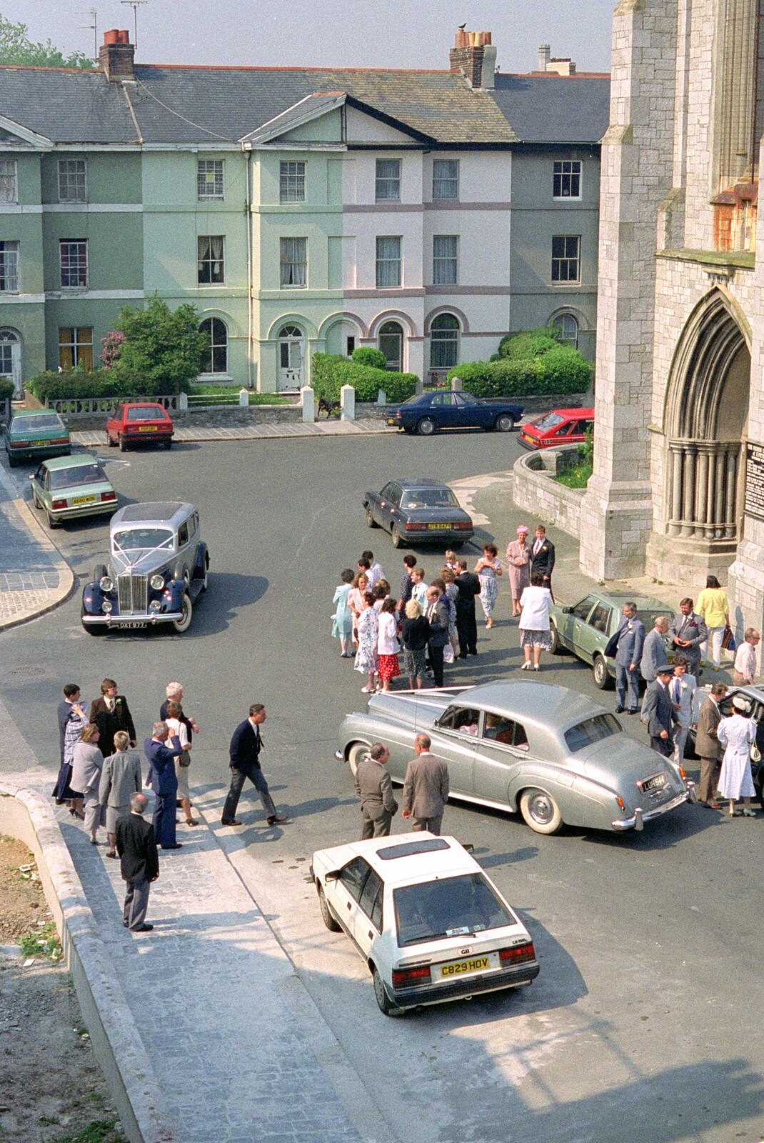 An old silver Roller drives out of the square from Uni: Risky Business, A Wedding Occurs and Dave Leaves, Wyndham Square, Plymouth - 15th July 1989