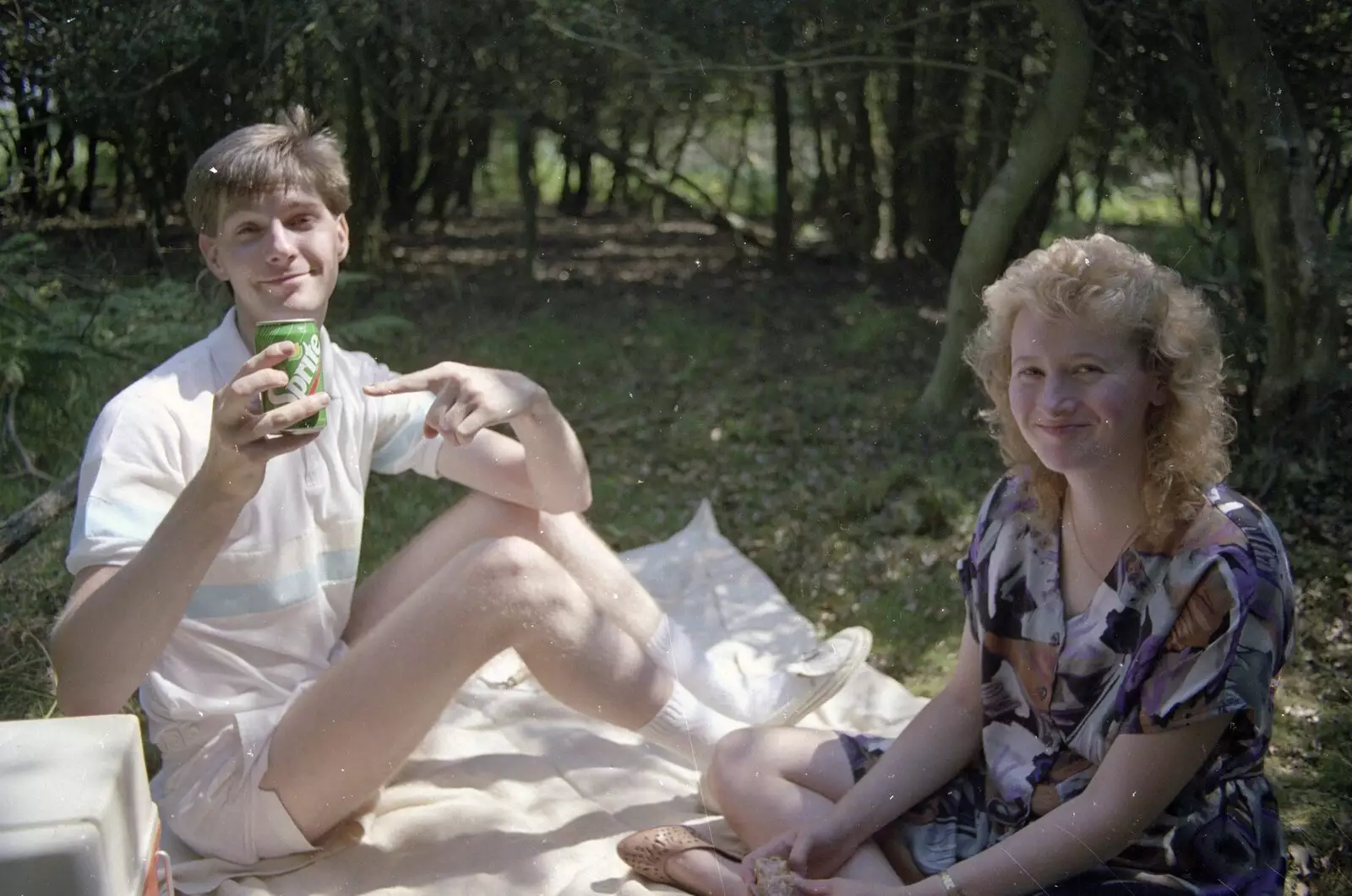 Sean points to his can of Sprite, from A Walk in the New Forest, Hampshire - 27th July 1989