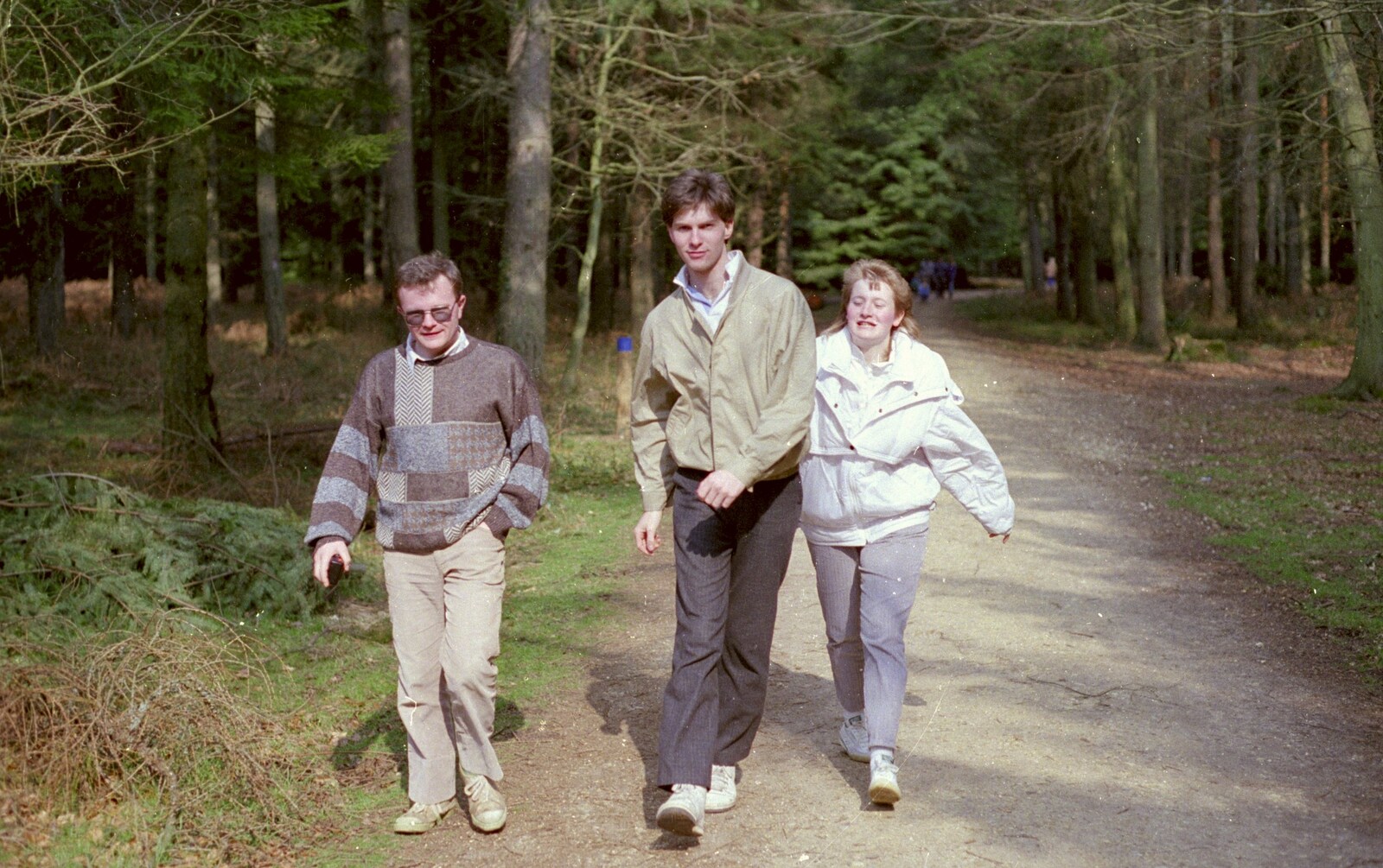 Hamish, Sean and Maria in the New Forest from A Walk in the New Forest, Hampshire - 27th July 1989