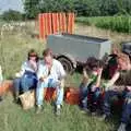 More tea break, Harrow Vineyard Harvest and Wootton Winery, Dorset and Somerset - 5th September 1989