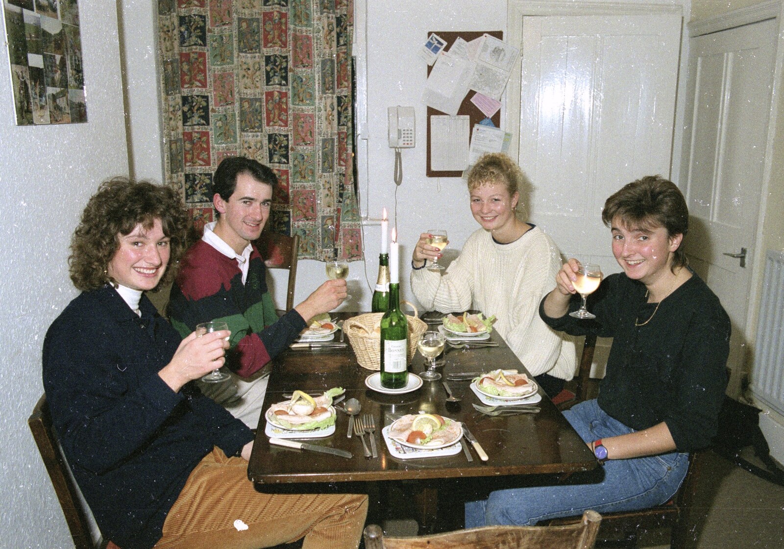 Dinner party starter moment from A Trip to Kenilworth, Warwickshire - 21st September 1989