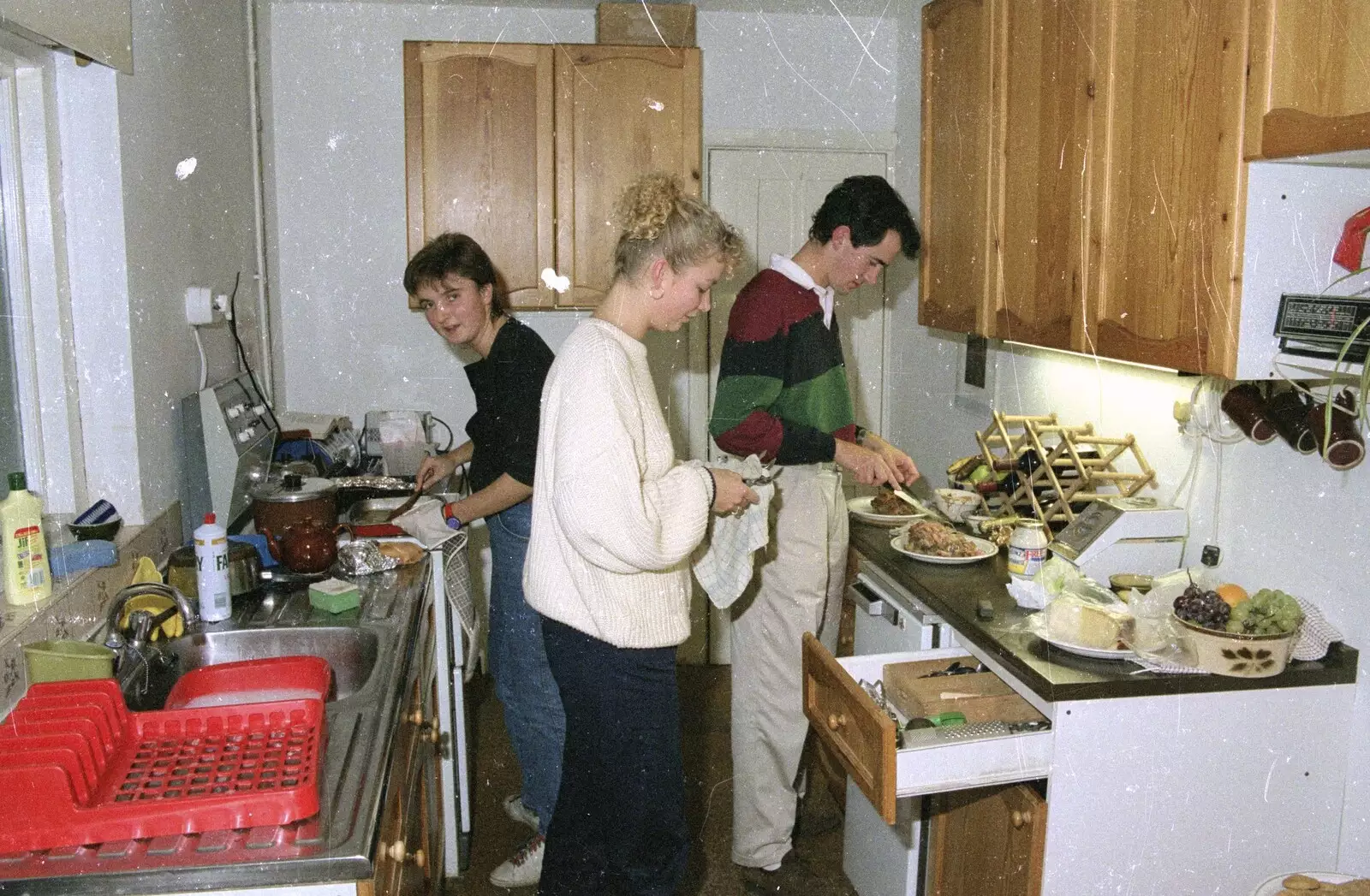 Washing up, from A Trip to Kenilworth, Warwickshire - 21st September 1989