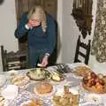 Sue tries to hide, A Stuston Bonfire Night, Suffolk - 5th November 1989