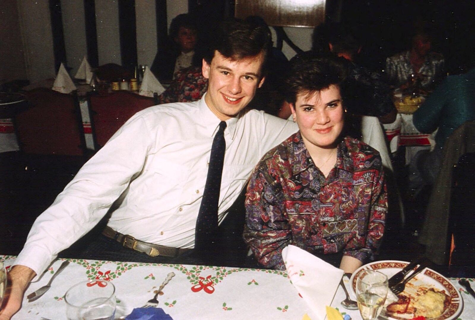Karl Huggins and Kelly from BPCC Printec Christmas Do, Harleston Swan - 15th December 1989