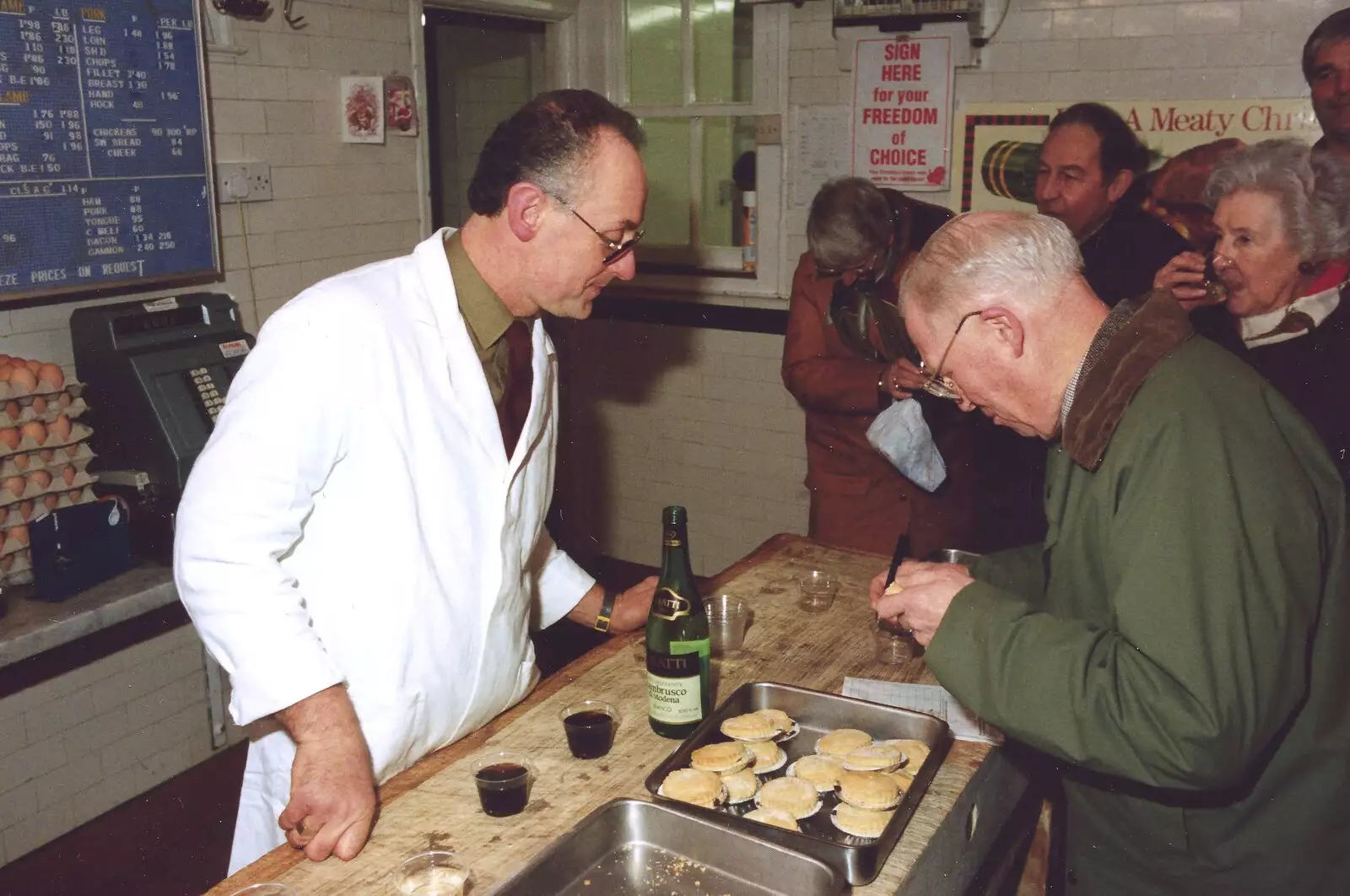 Roger Browne serves up mince pies and Lambrusco, from Late Night, and Christmas with the Coxes, Needham, Norfolk - 25th December 1989