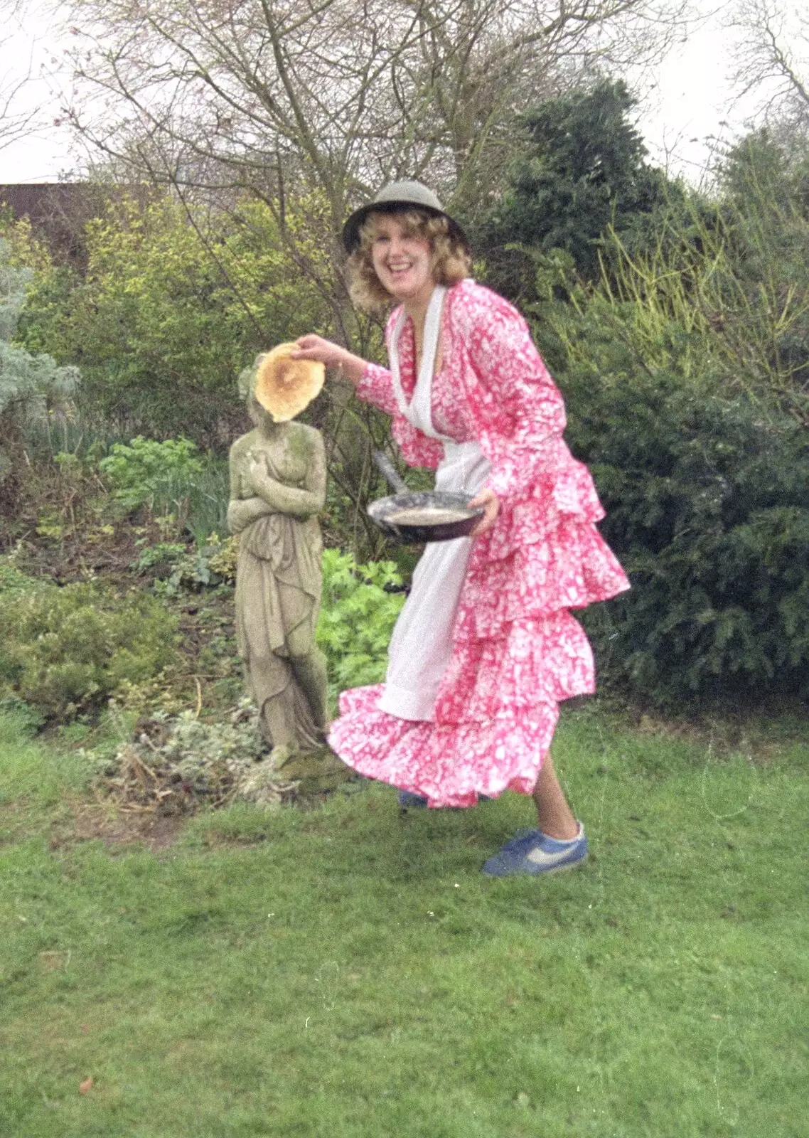 Elteb gets some practice in in the garden, from Pancake Day in Starston, Norfolk - 27th February 1990