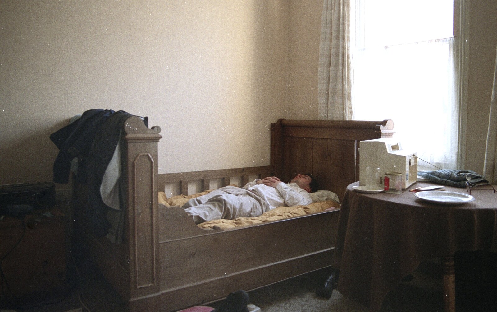 Riki takes a nap in his sarcophagus from Brighton Rock: Visiting Riki and John, Brighton, East Sussex - 5th March 1990