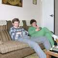 Steve-o and Crispy on Ken's sofa, Kenny's Nibbles, St. Paul's and Sean's, Farnborough, London and Diss - 19th March 1990