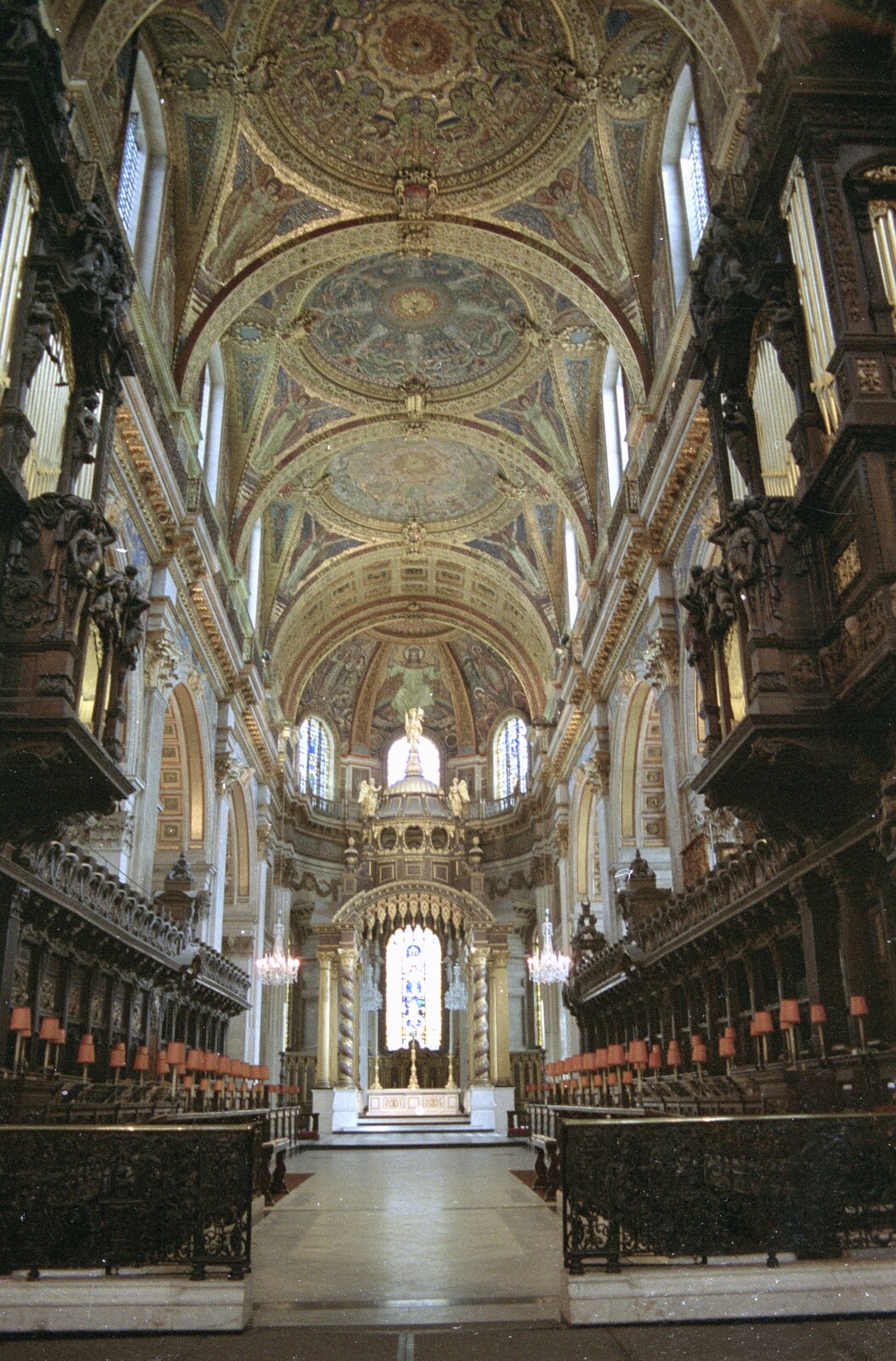 The grand nave of St. Paul's from Kenny's Nibbles, St. Paul's and Sean's, Farnborough, London and Diss - 19th March 1990