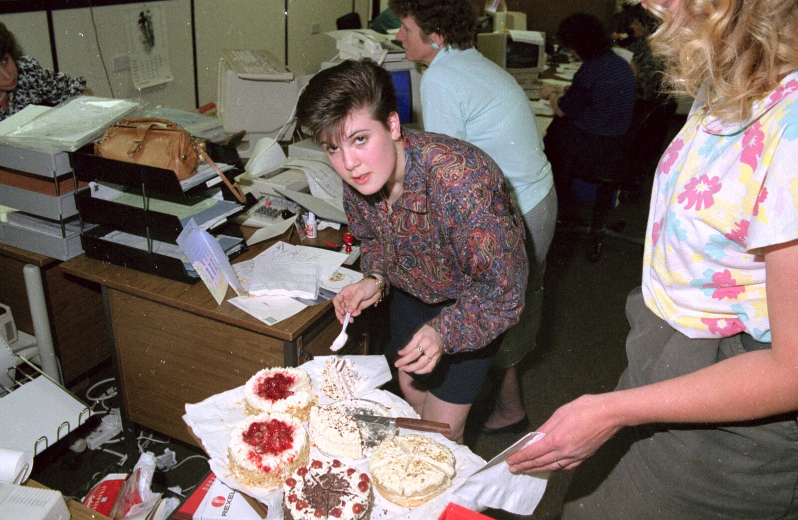 Kelly gets stuck in with a plastic teaspoon from Kelly's Printec Birthday, Roydon, Norfolk - 2nd May 1990