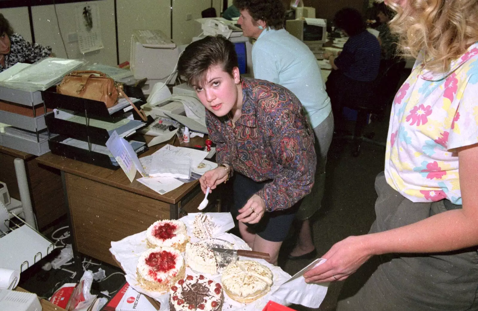 Kelly gets stuck in with a plastic teaspoon, from Kelly's Printec Birthday, Roydon, Norfolk - 2nd May 1990