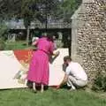 Isobel and Baz set up for a photo session, Tapestry With Baz, and a Trip to Blakeney, Suffolk and Norfolk - 14th May 1990