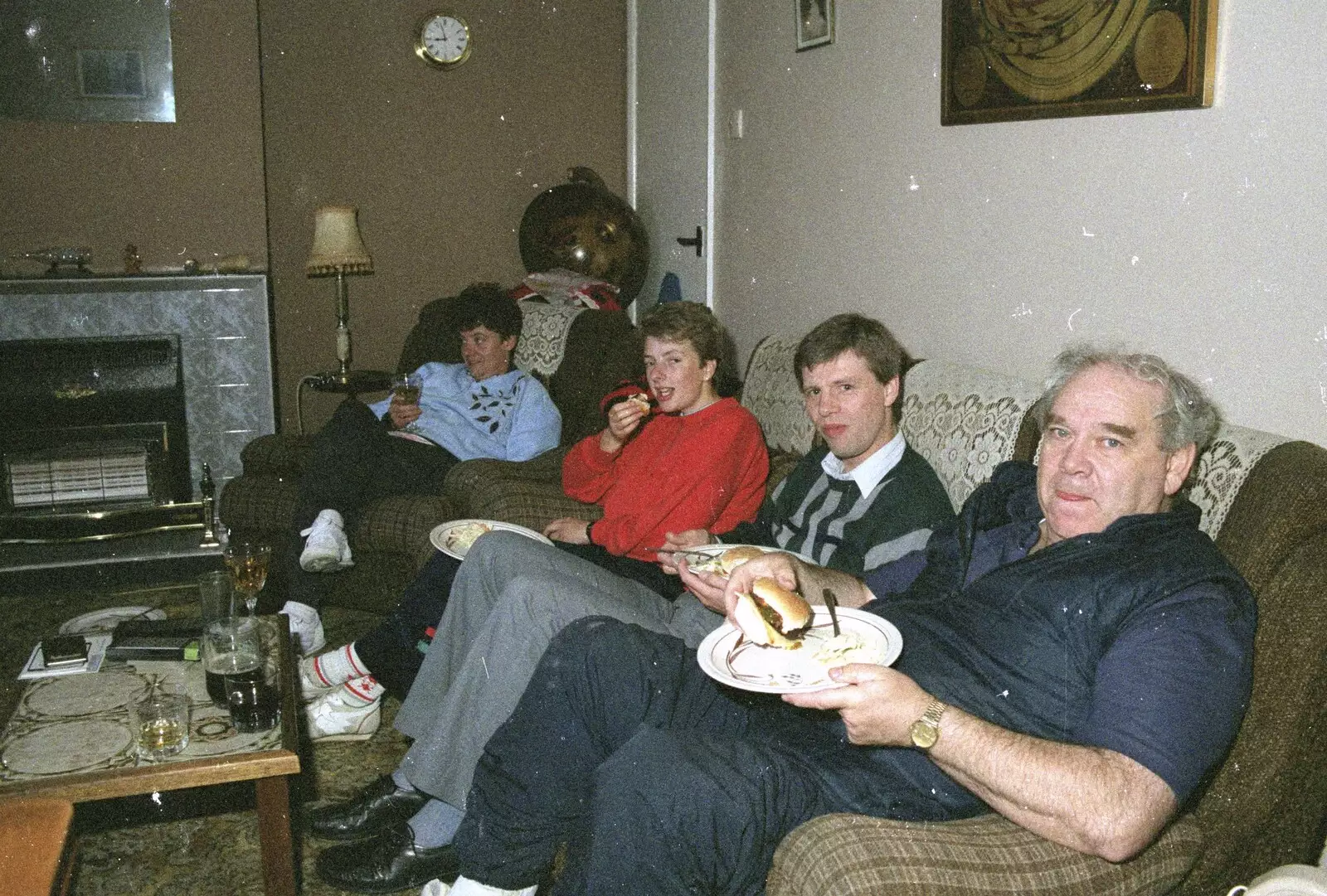 Crispy, Theresa, Steve-O and Kenny eat burgers, from An "Above The Laundrette" Barbeque, Diss, Norfolk - 28th May 1990