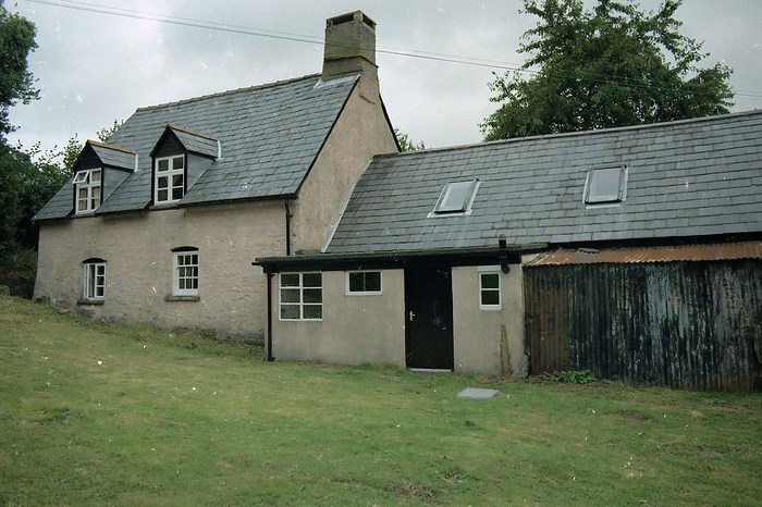 Liz's Party, Abergavenny, Monmouthshire, Wales - 4th August 1990: The farmhouse