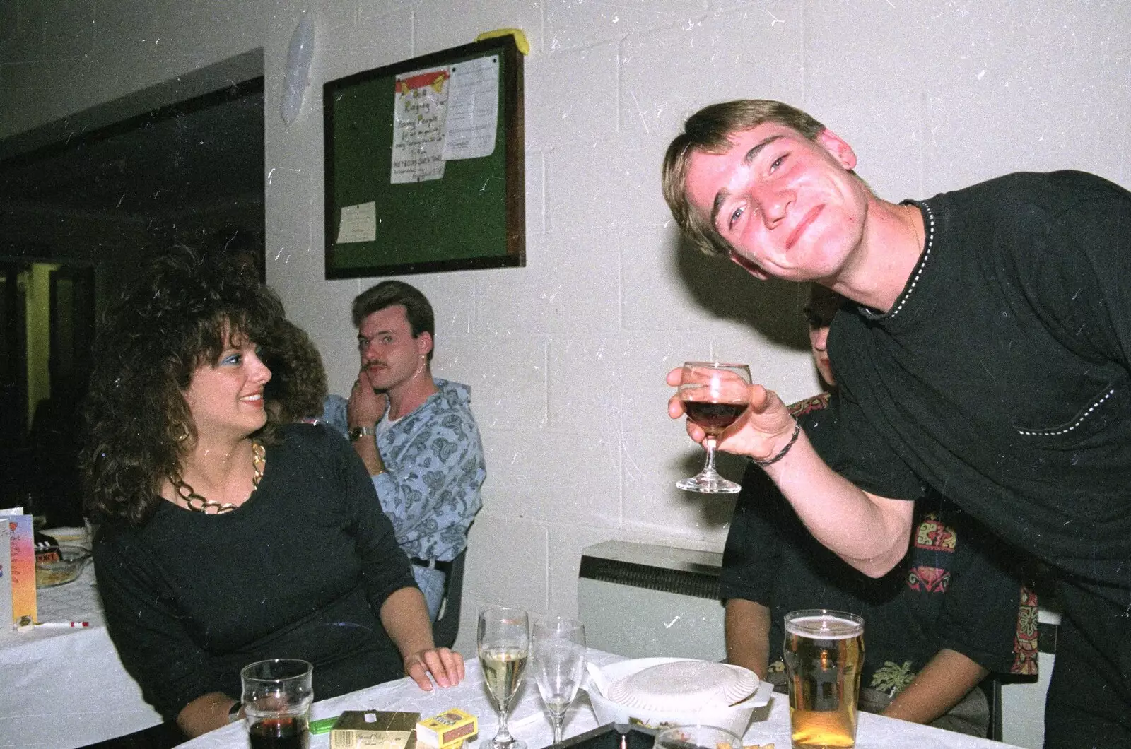 Kelly's boyfriend sticks his head in, from Printec Karl's Birthday, and Clacton Pier With Steve-O, Weybread and Essex - 22nd August 1990