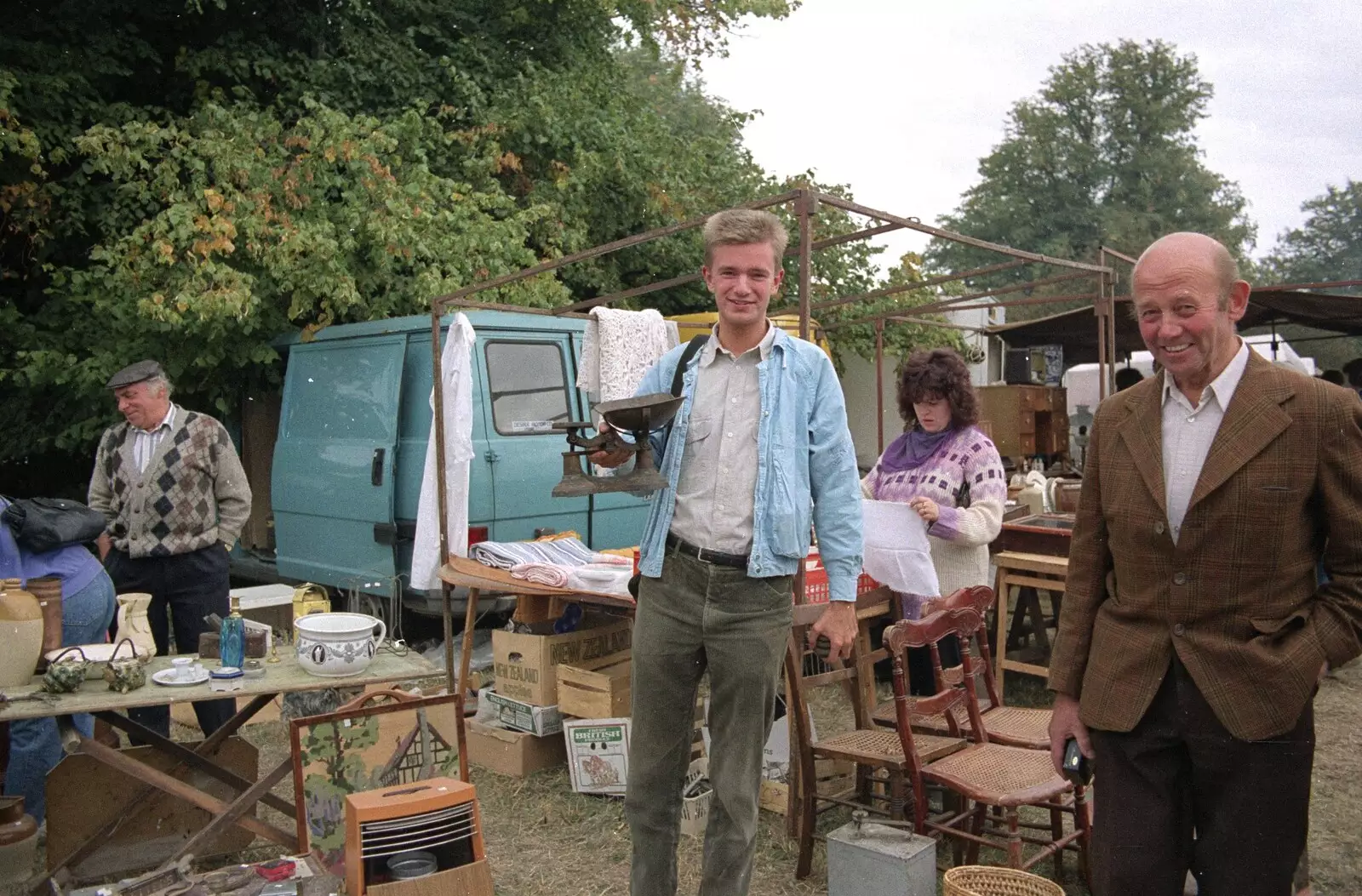 Nosher buys a set of antique kitchen scales, from The Henham Steam Fair, Henham, Suffolk - 19th September 1990