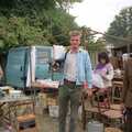 Nosher buys a set of antique kitchen scales, The Henham Steam Fair, Henham, Suffolk - 19th September 1990