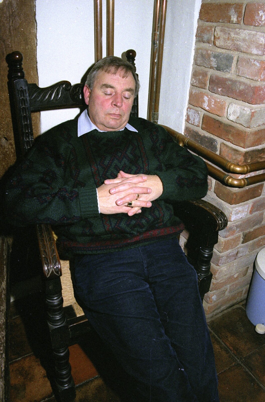 Someone's asleep from The Old Redgrave Petrol Station, and some Hand Bells, Suffolk and Long Stratton - 8th October 1990